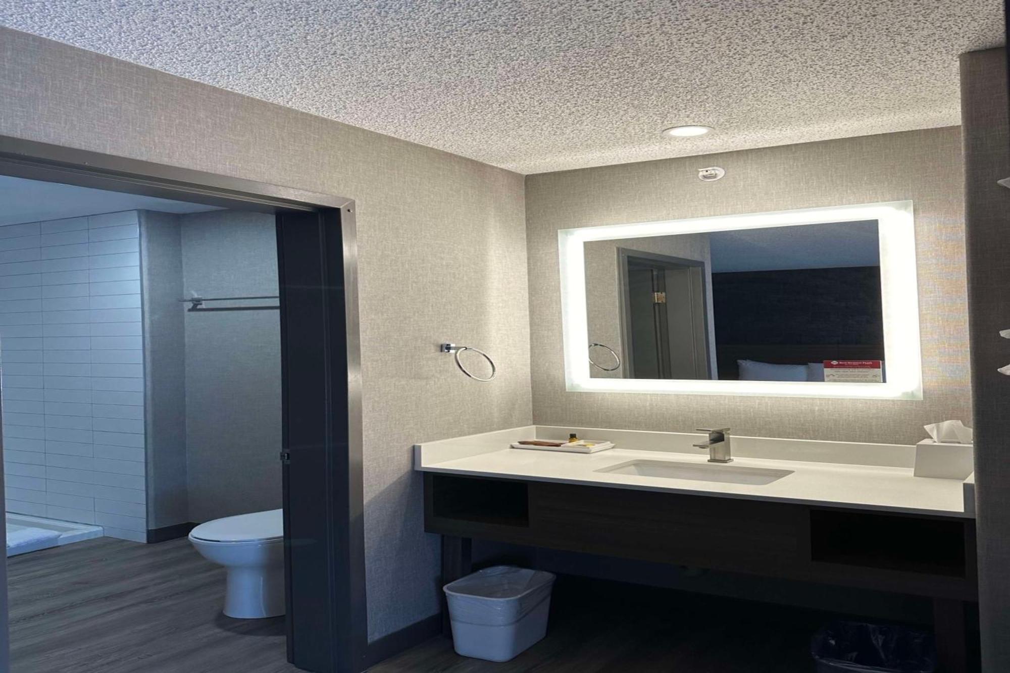 Best Western Plus West Edmonton Exterior foto